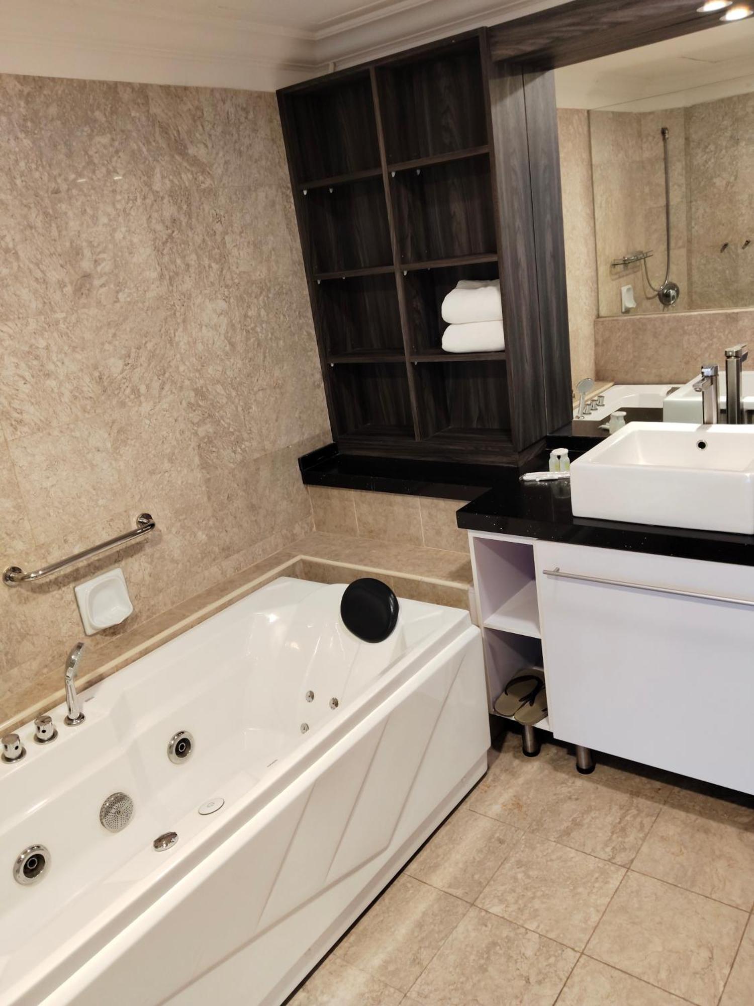 Times Square Serviced Kl Bukit Bintang